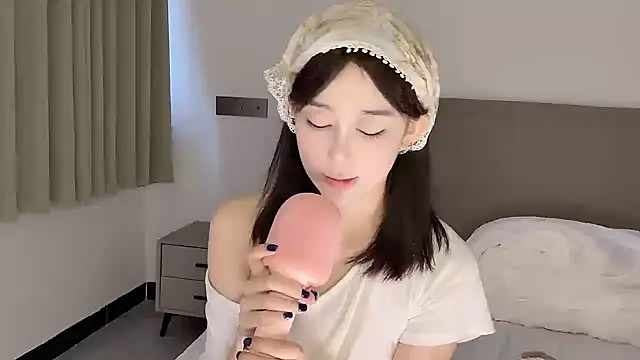 美女Coisini_55在线直播