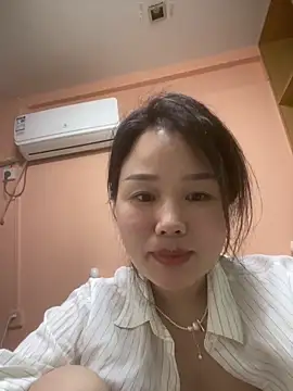 美女nianxiaohua886在线直播