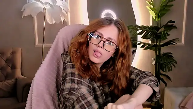 Cheryll_Blaze's Webcam Show