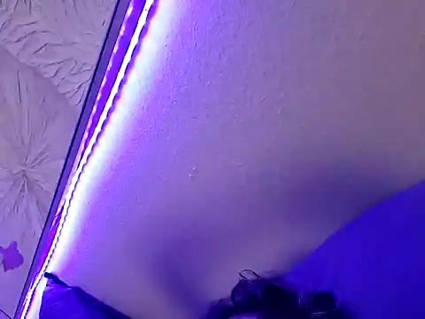 Drewpackn8's Webcam Show