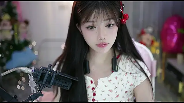 美女MinnieMoney在线直播