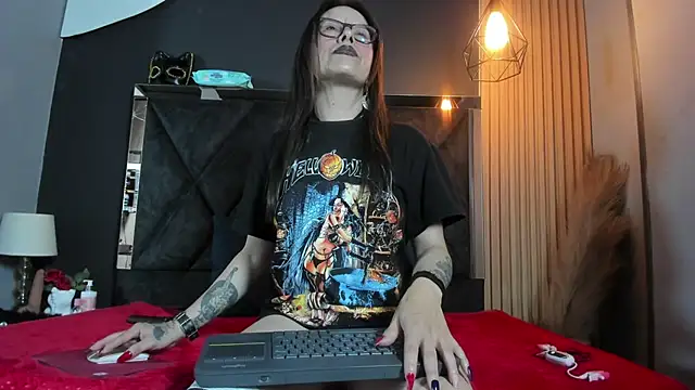 EvangelineJones_ Live Sex Cams