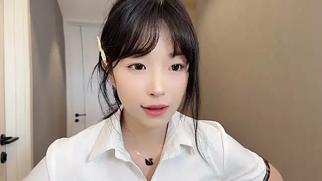 美女Louisopp-o1在线直播