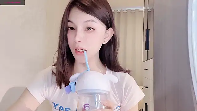 美女lvy-w在线直播