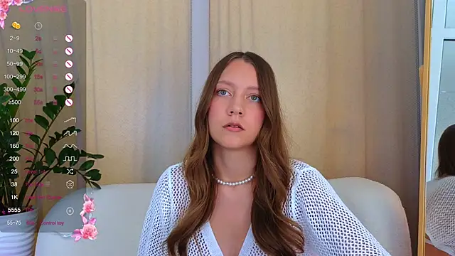 AliceBrayan Live Sex Cams