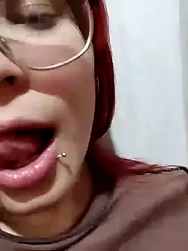 Luluu063i Webcam show