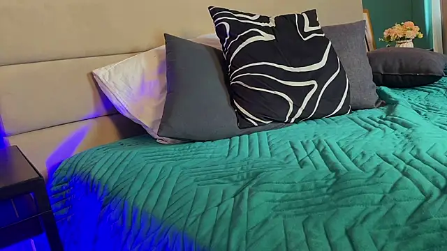 Hecate_ Webcam show