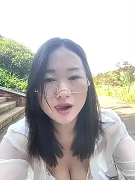 美女maomao_520在线直播