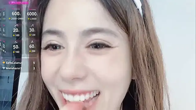 美女Lucky-888在线直播