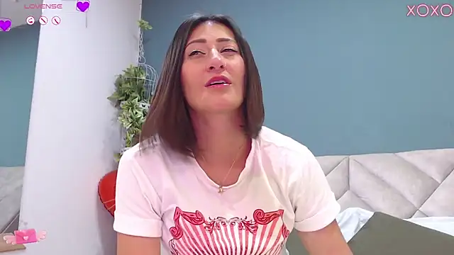 SharisWillian Live Sex Cams