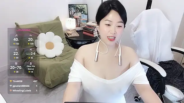 美女summer_996在线直播
