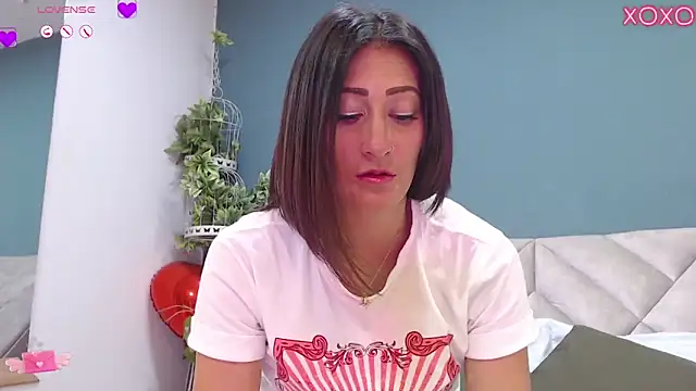 SharisWillian Live Sex Cams