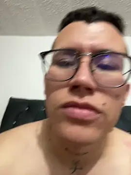 Kurtxxx22's Webcam Show