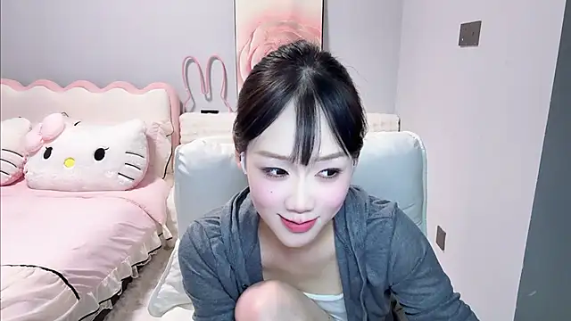 美女suyaoyao-x在线直播