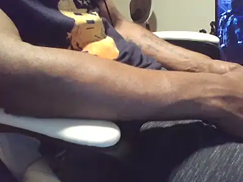 MrDaddyBbSnake's Webcam Show
