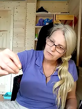 irinamaux's Webcam Show