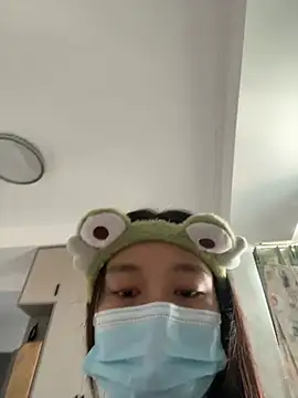 美女2more-ss在线直播