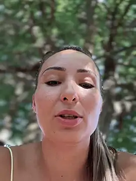 LetsFunKARINA's Webcam Show