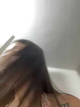 Alyshanon18's Webcam Show