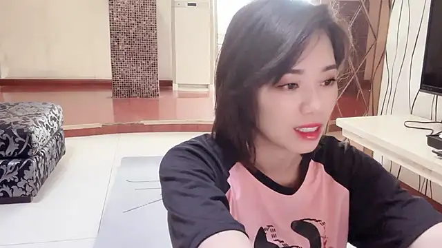 美女ttkx666在线直播