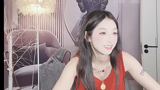美女jiangjiang_caicai在线直播