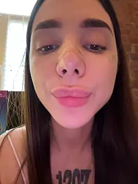 shuggybaby's Webcam Show
