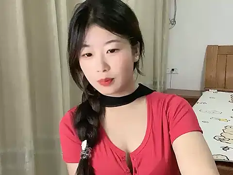 美女zengwan777在线直播