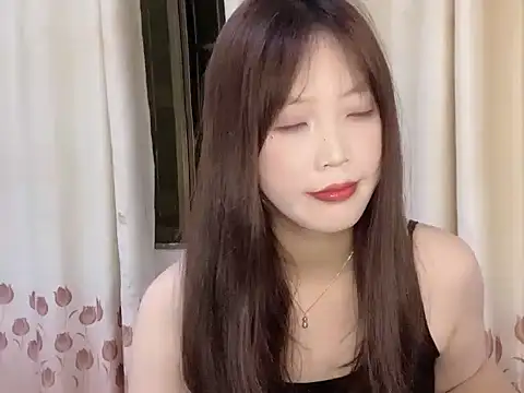 美女BingBing887在线直播
