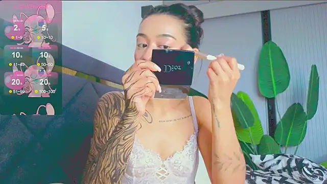 Mia_Tin Live Sex Cams