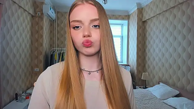 OdellaCaris' Webcam Show