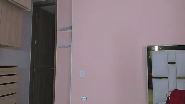 Rubi_scarlet's Webcam Show