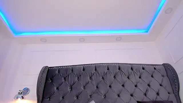 sofiaa_brown's Webcam Show