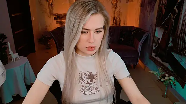 AdelLoys Live Sex Cams