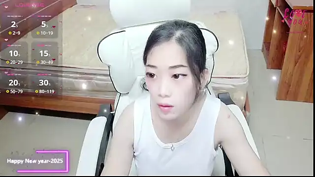 美女xiaoxia-2025在线直播