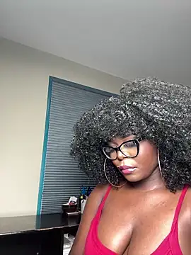 WomanNextdoor1's Webcam Show