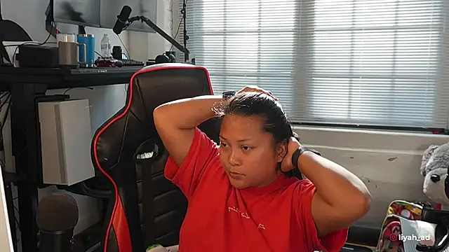 Bubbleliyah's Webcam Show