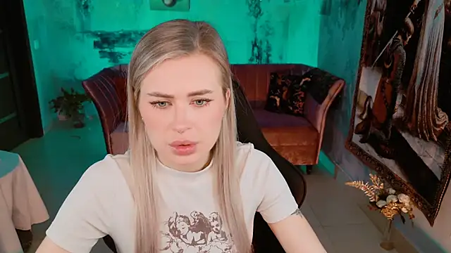 AdelLoys Live Sex Cams