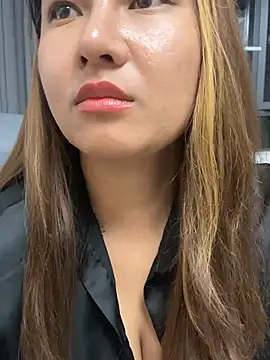 美女Emmie767在线直播