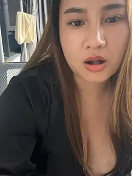 美女Emmie767在线直播