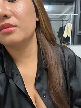 美女Emmie767在线直播