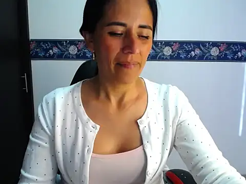 sharoon_cheerry Live Sex Cams