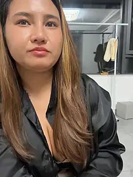美女Emmie767在线直播