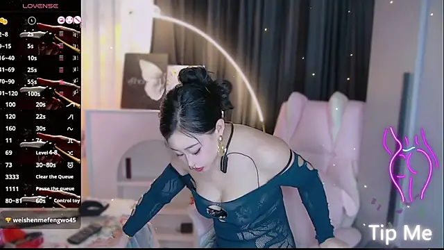 美女Lily0709在线直播