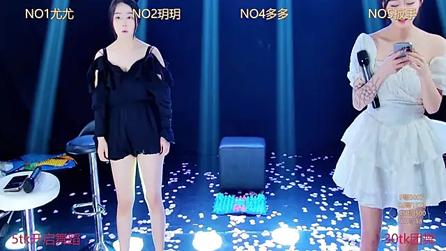 美女LUMINA8在线直播
