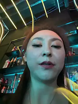 美女xiaobei_ahb在线直播