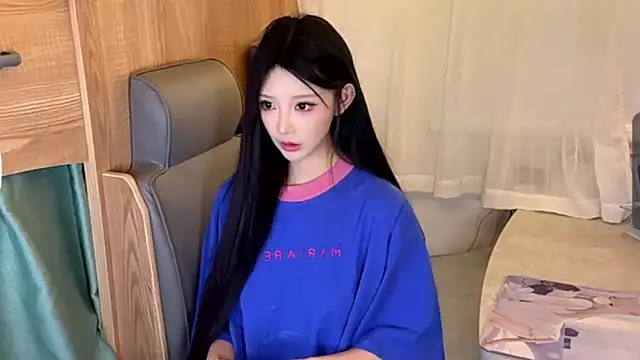 美女muyan_00在线直播