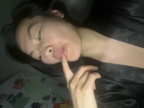 Vixomira's Webcam Show