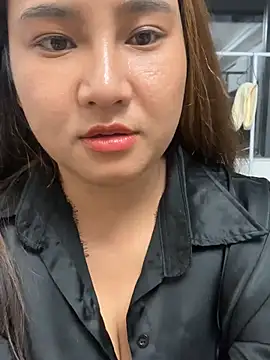 美女Emmie767在线直播