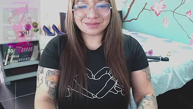nari_cheer's Webcam Show