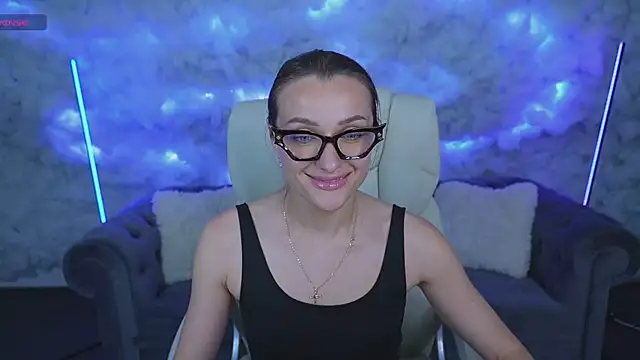 EmmySkyy Live Sex Cams